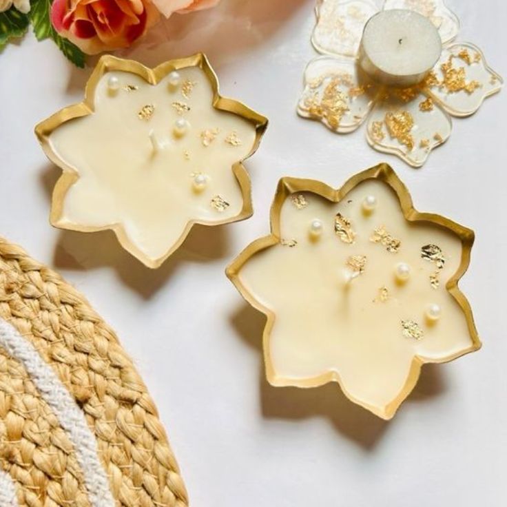 Metallic Pearl Urli Candle